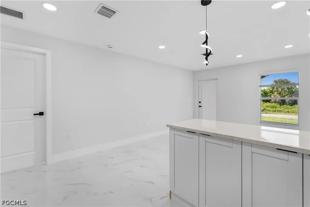 413 Eisenhower Boulevard Lehigh Acres FL 33974