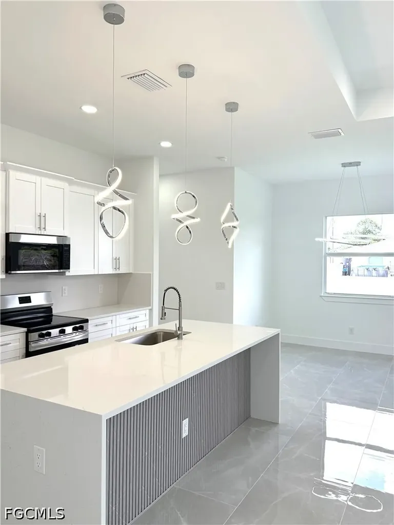 2900 2nd Street SW Lehigh Acres FL 33976