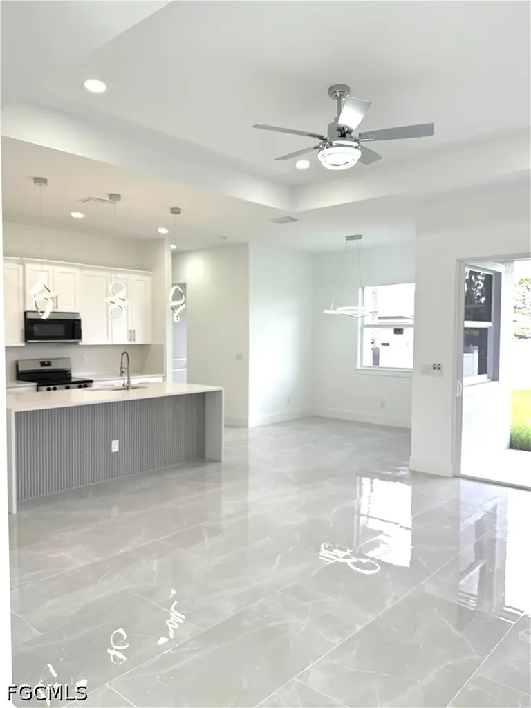 2900 2nd Street SW Lehigh Acres FL 33976