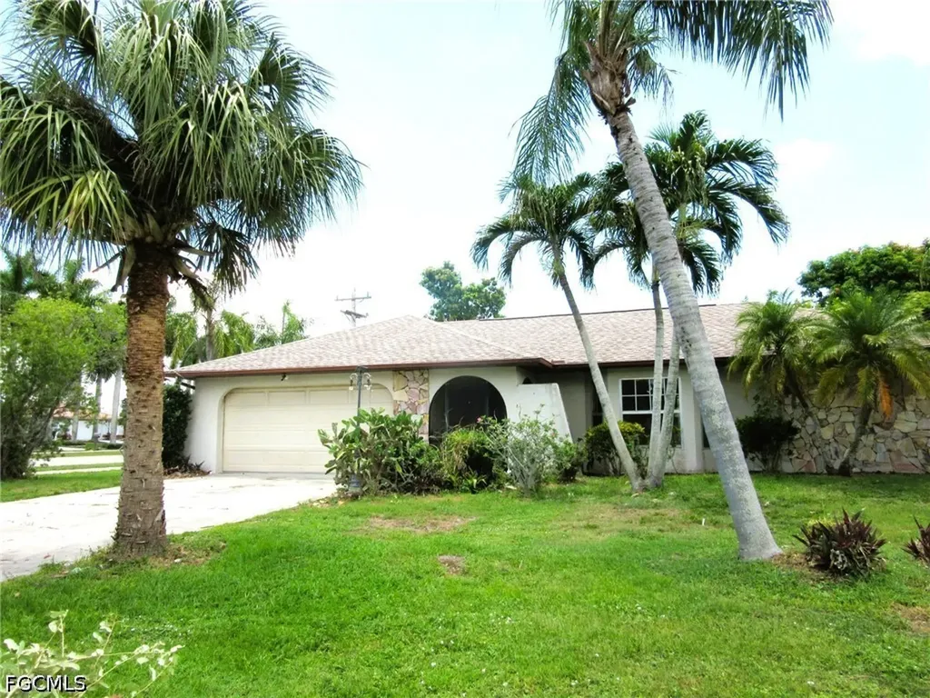 628 SE 19th Lane Cape Coral FL 33990
