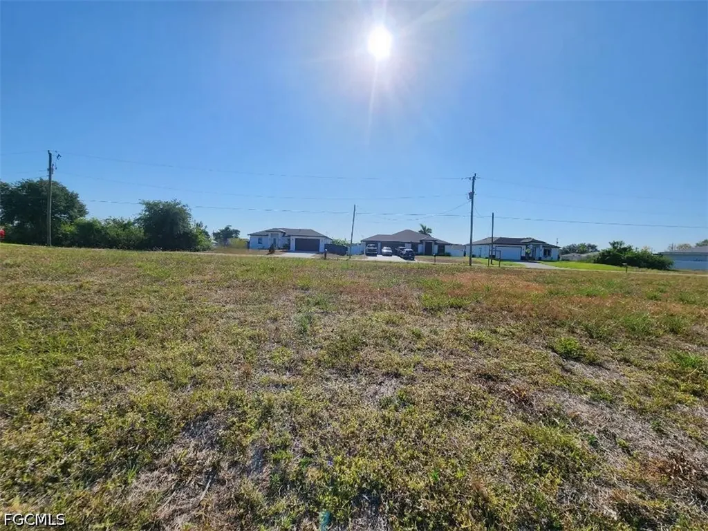 2210 NE 22nd Avenue Cape Coral FL 33909