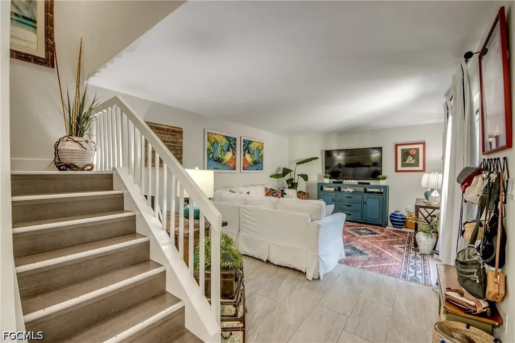 5213 Cedarbend Drive Fort Myers FL 33919