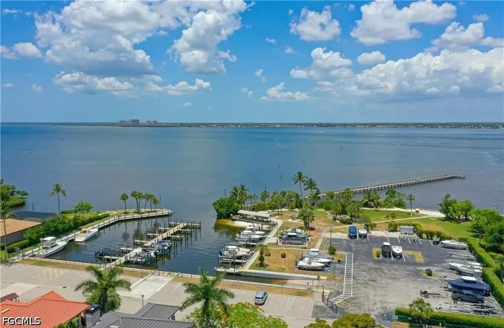 7105 Quail Run Court W Fort Myers FL 33908