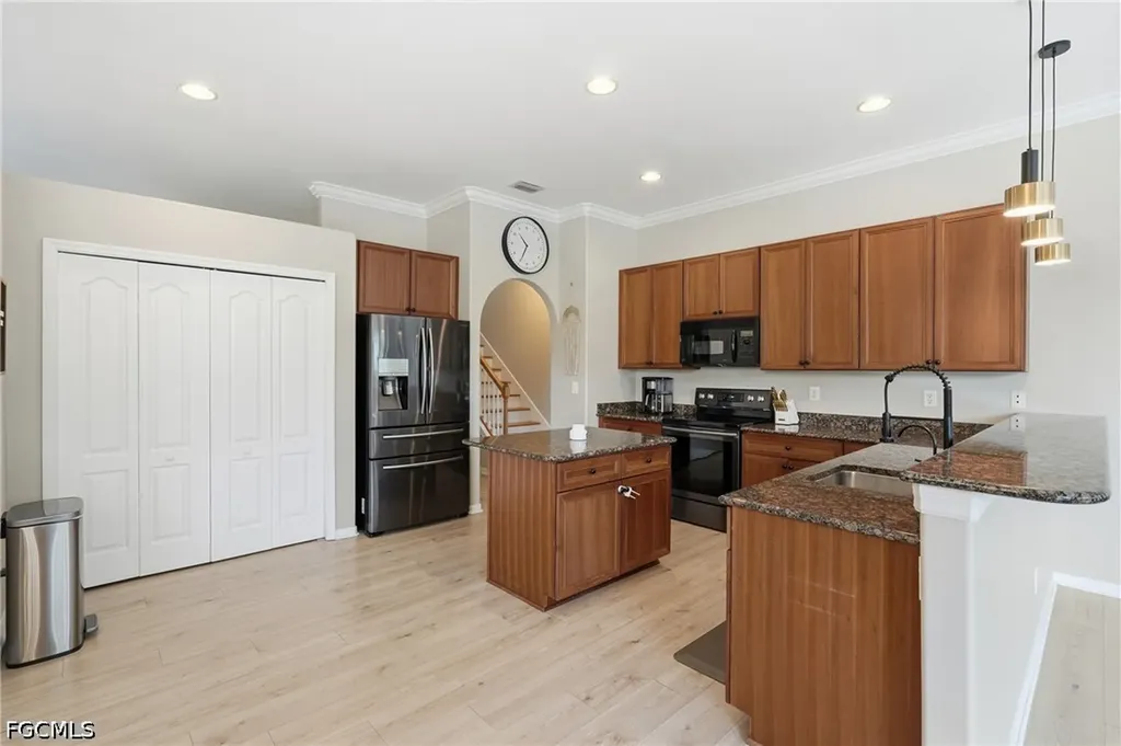 15081 Balmoral Loop Fort Myers FL 33919
