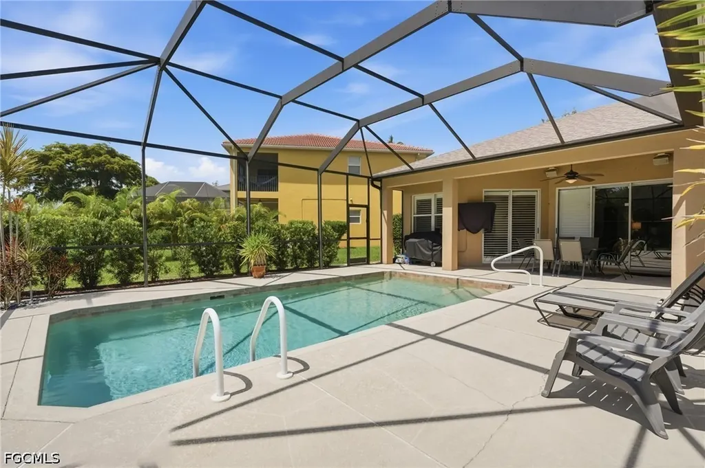 15081 Balmoral Loop Fort Myers FL 33919