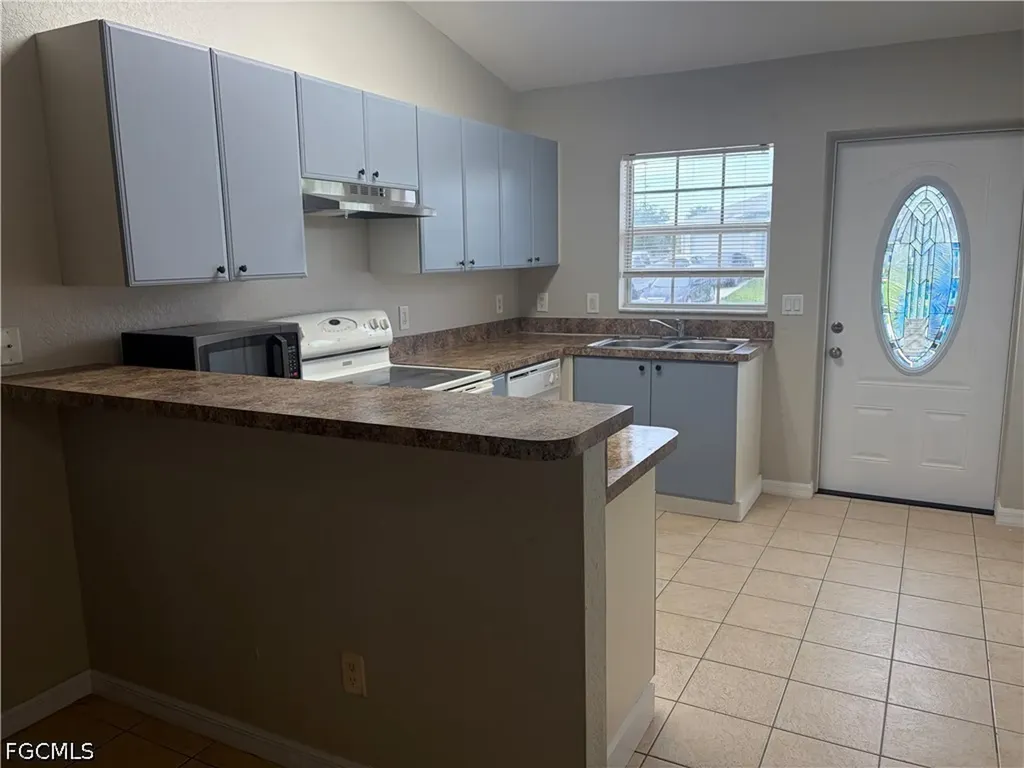 4545 26th Street SW Lehigh Acres FL 33973