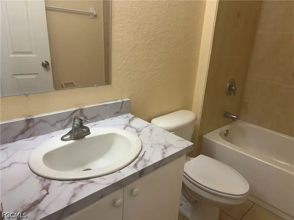 4545 26th Street SW Lehigh Acres FL 33973