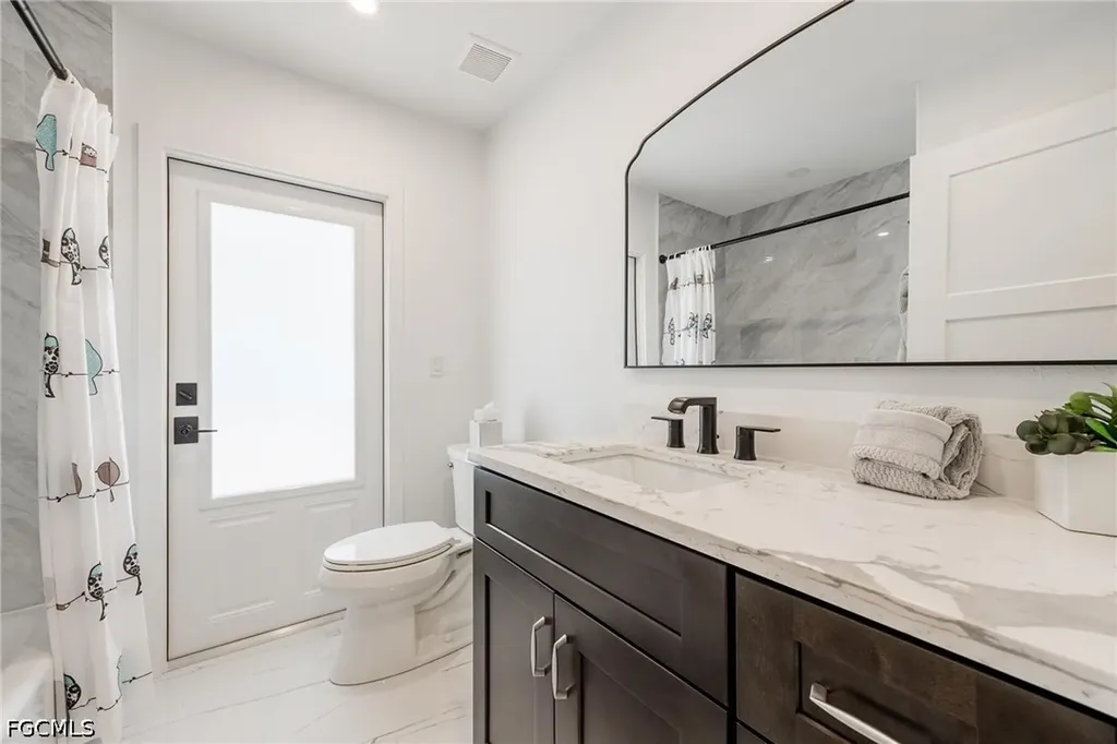 4930 Edith Esplanade Cape Coral FL 33904