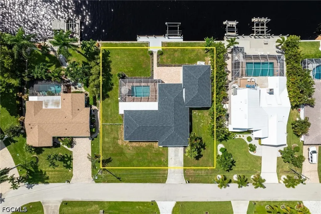 4930 Edith Esplanade Cape Coral FL 33904