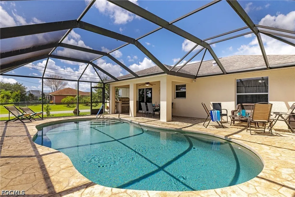 1001 NE 6th Avenue Cape Coral FL 33909