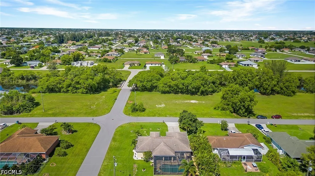 1001 NE 6th Avenue Cape Coral FL 33909