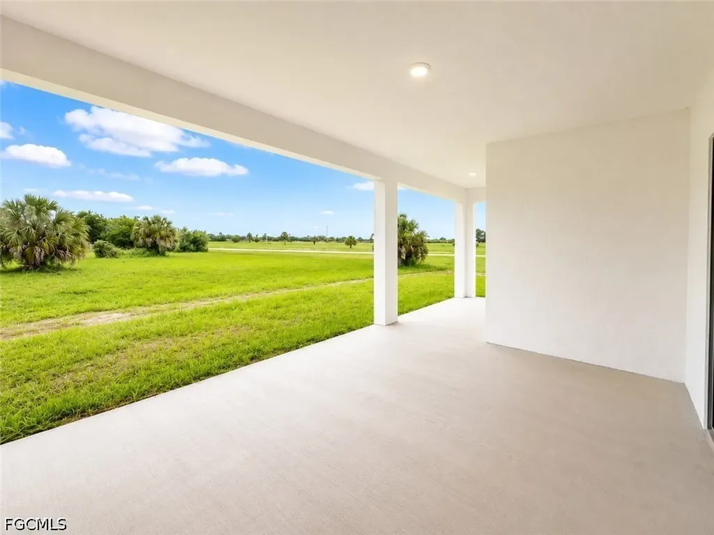 7013 Alpine Court Labelle FL 33935
