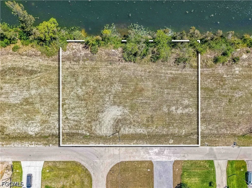 2002 NW 27th Street Cape Coral FL 33993
