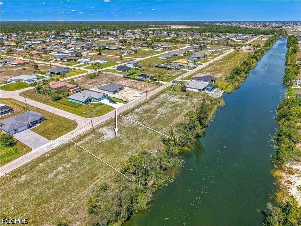 2002 NW 27th Street Cape Coral FL 33993