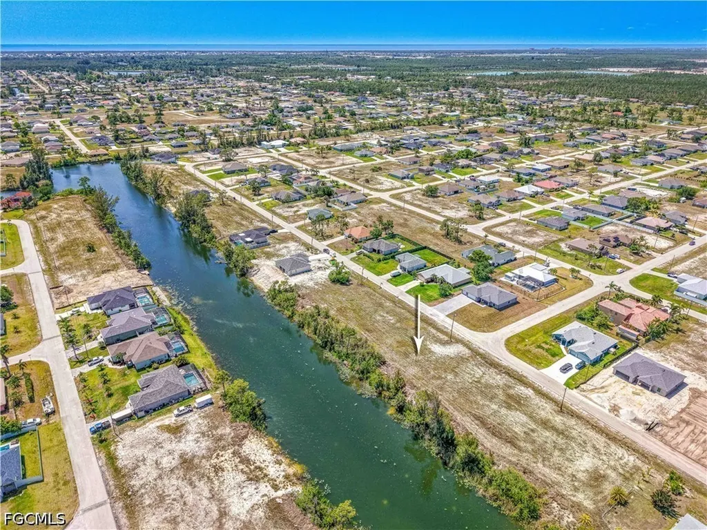 2002 NW 27th Street Cape Coral FL 33993