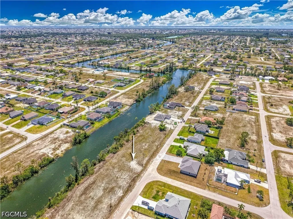2002 NW 27th Street Cape Coral FL 33993