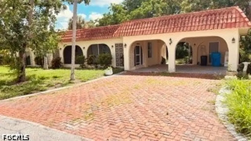 21191 Cypress Park Circle Estero FL 33928