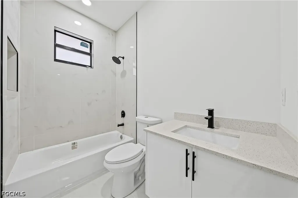 696-698 Creuset Avenue S Lehigh Acres FL 33974