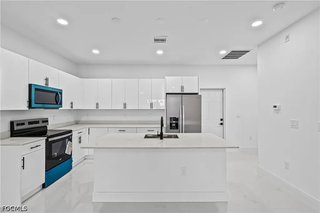 696-698 Creuset Avenue S Lehigh Acres FL 33974