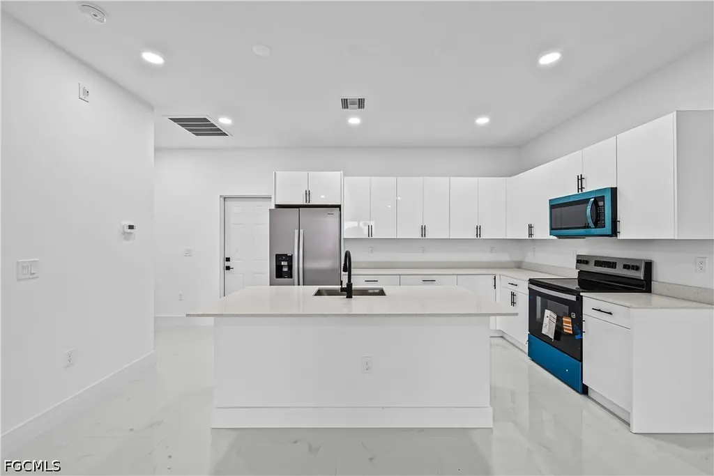 696-698 Creuset Avenue S Lehigh Acres FL 33974