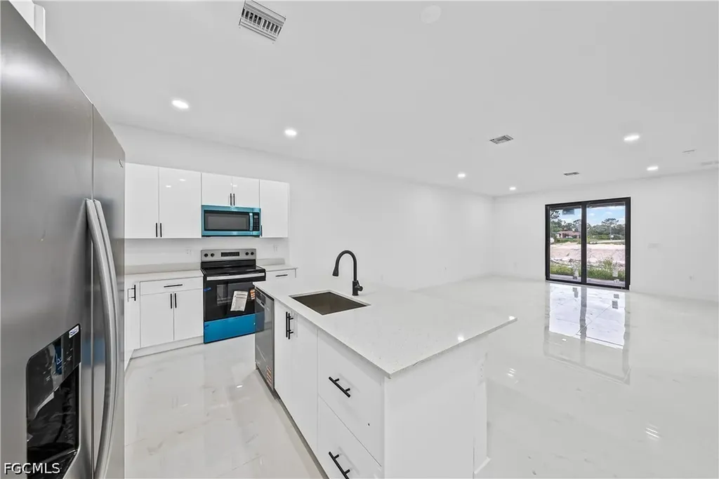 696-698 Creuset Avenue S Lehigh Acres FL 33974