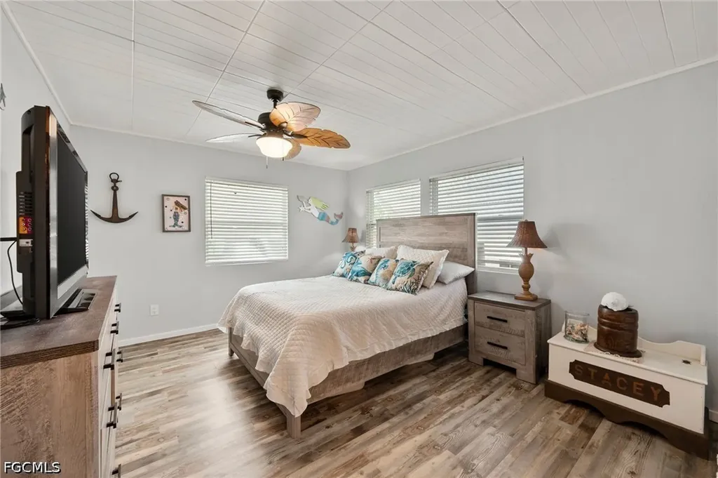204 Sun Circle Fort Myers FL 33905