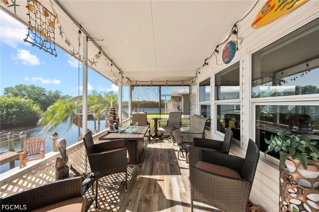204 Sun Circle Fort Myers FL 33905
