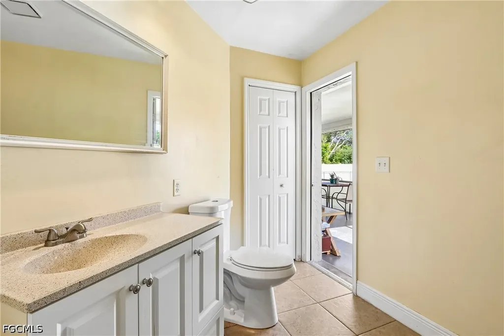 732 Tower Drive Cape Coral FL 33904