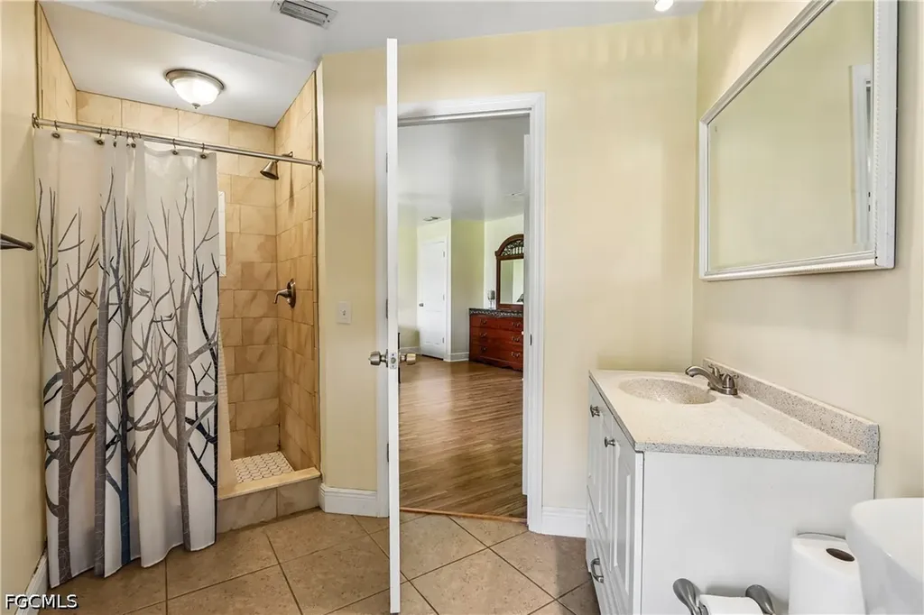 732 Tower Drive Cape Coral FL 33904