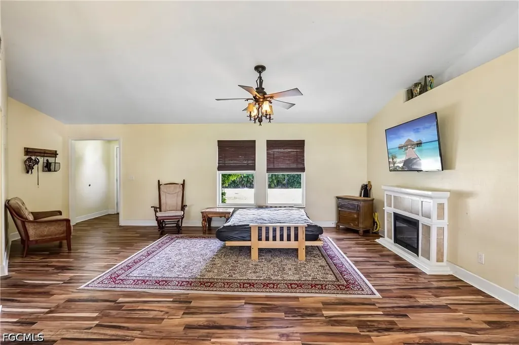 732 Tower Drive Cape Coral FL 33904