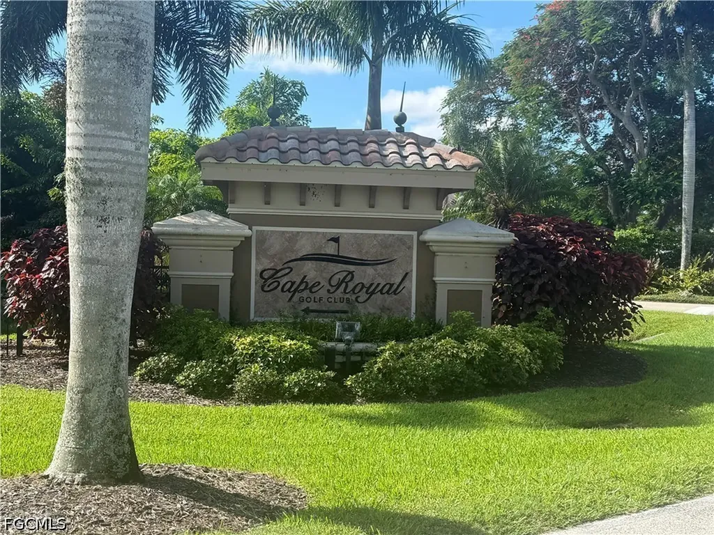 Cape Coral FL, 11574 Royal Tee Circle W