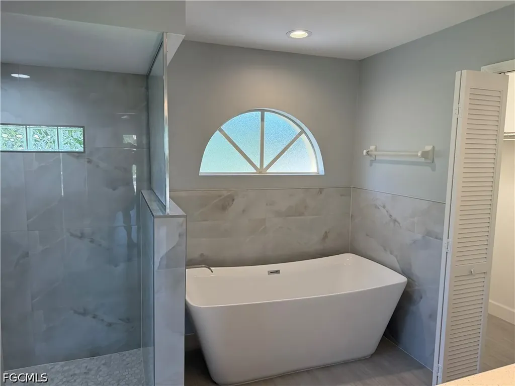 11574 Royal Tee Circle W Cape Coral FL 33991