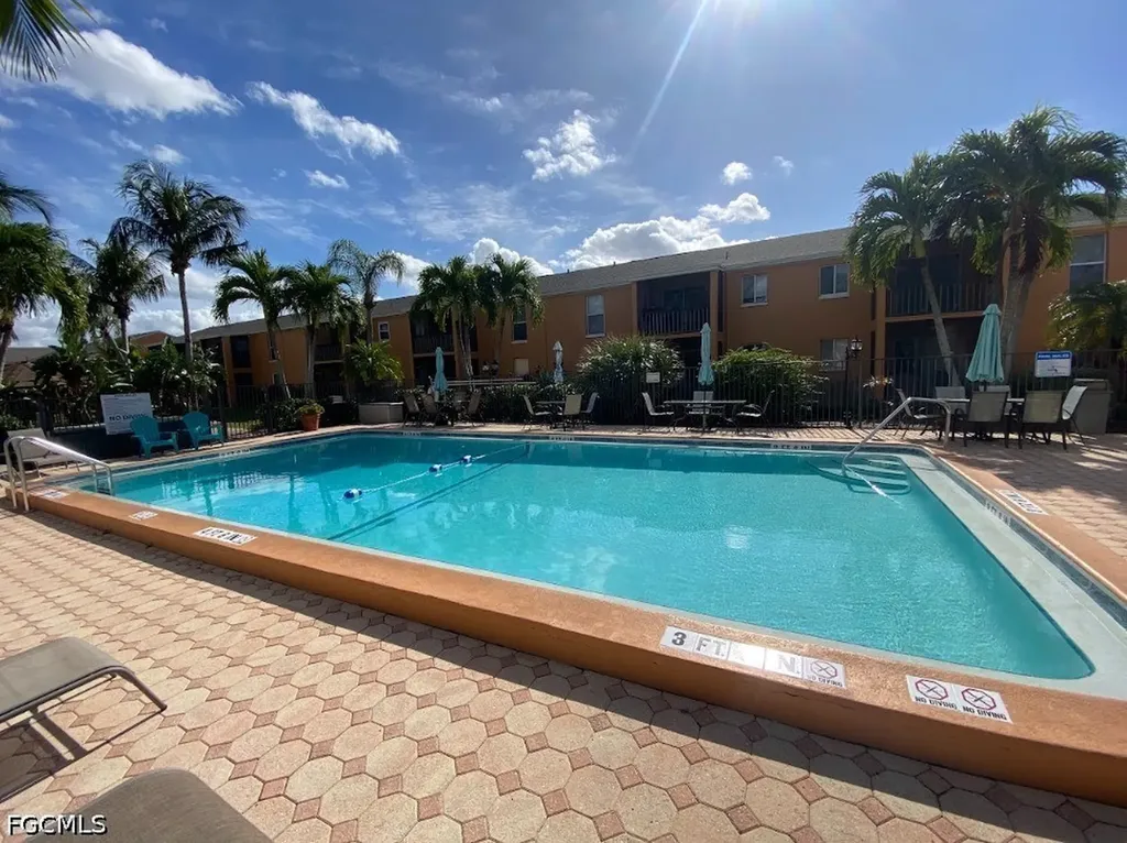 12626 Kenwood Lane Fort Myers FL 33907