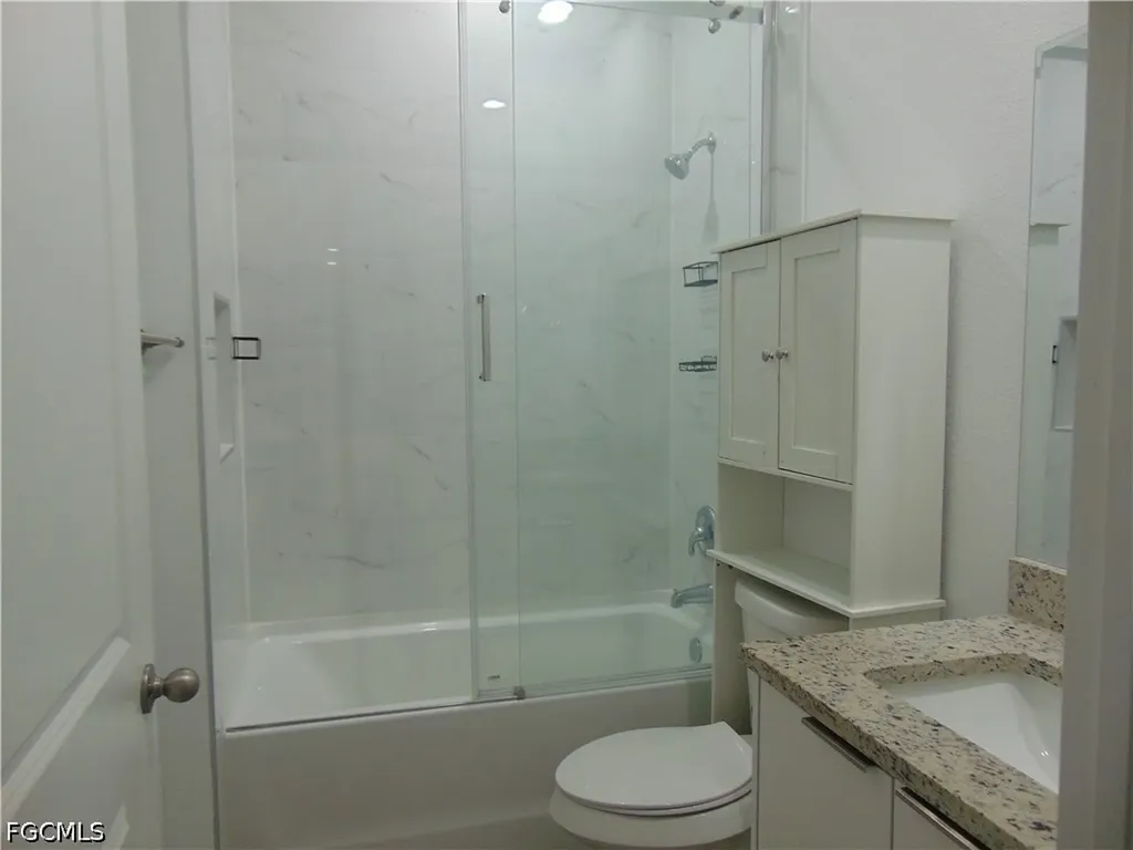 9020 E Castle Circle Labelle FL 33935