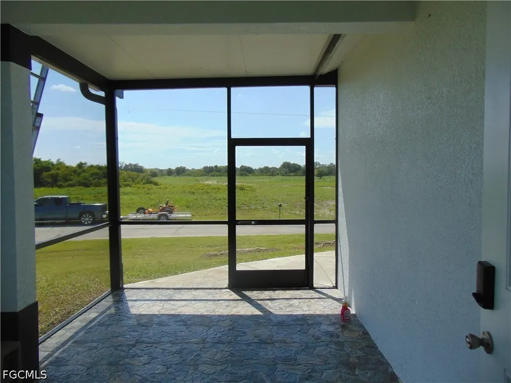 9020 E Castle Circle Labelle FL 33935