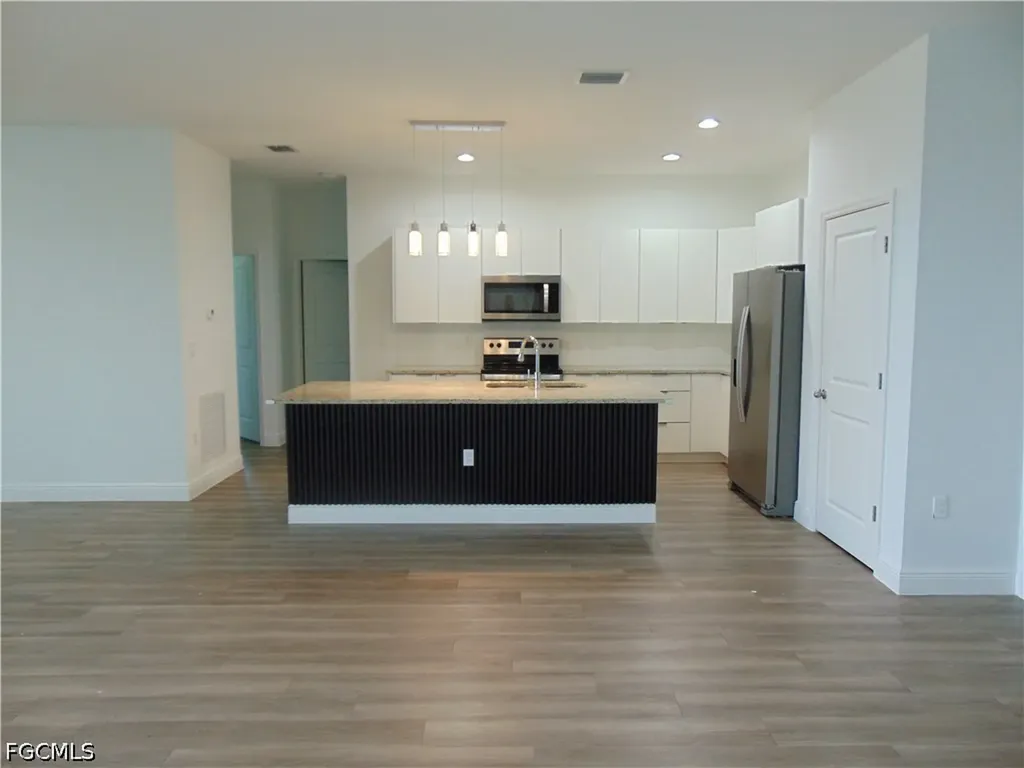 9020 E Castle Circle Labelle FL 33935