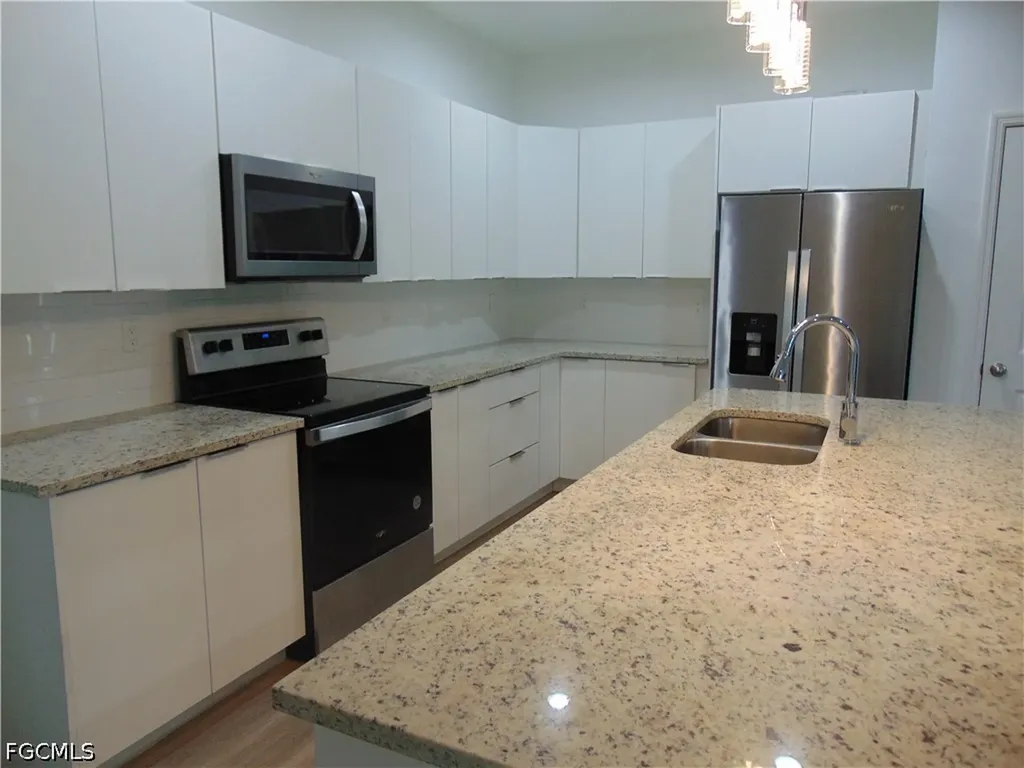 9020 E Castle Circle Labelle FL 33935