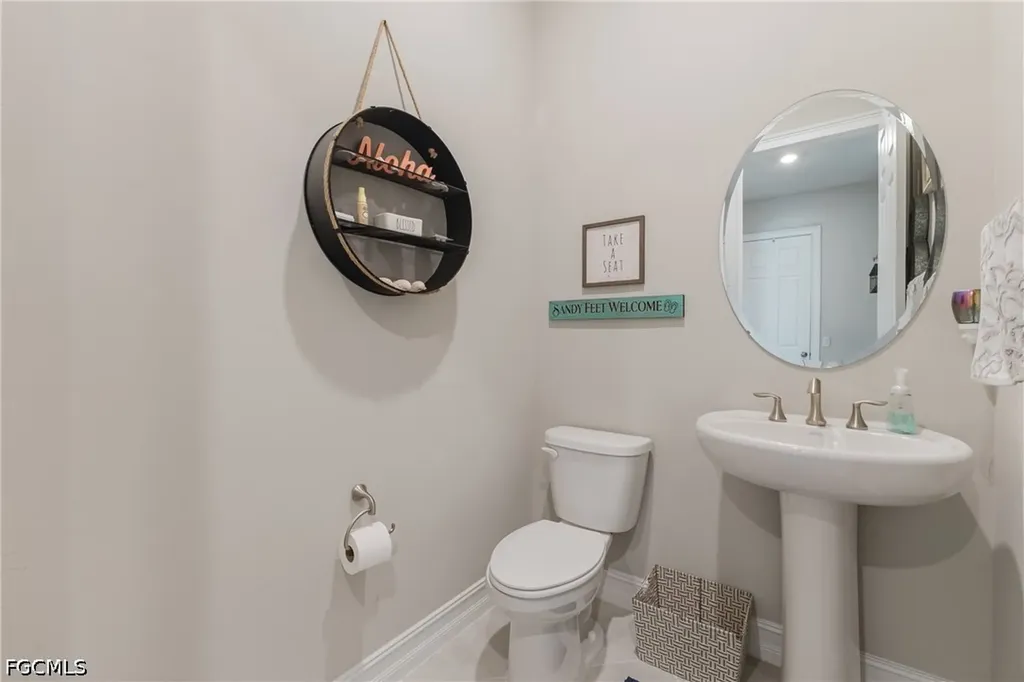 3239 Baravaldo Circle Cape Coral FL 33909