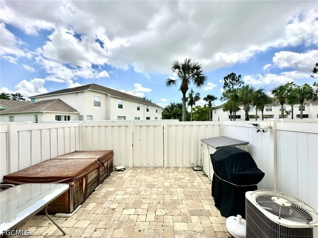 3605 Cedar Oak Drive Fort Myers FL 33916