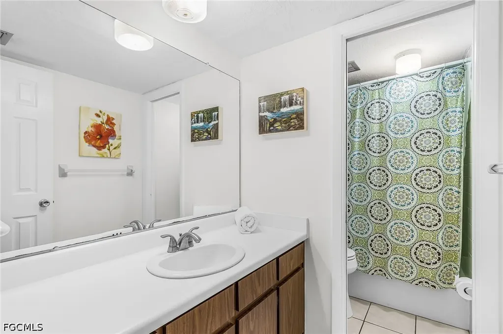 4504 SE 6th Place Cape Coral FL 33904