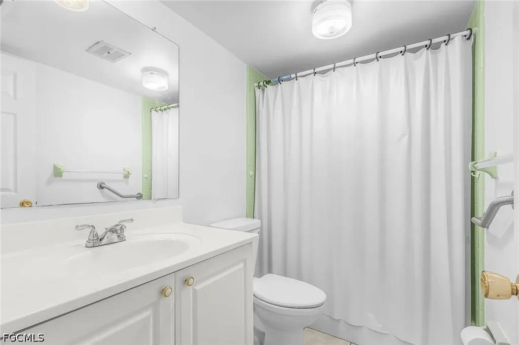 4504 SE 6th Place Cape Coral FL 33904
