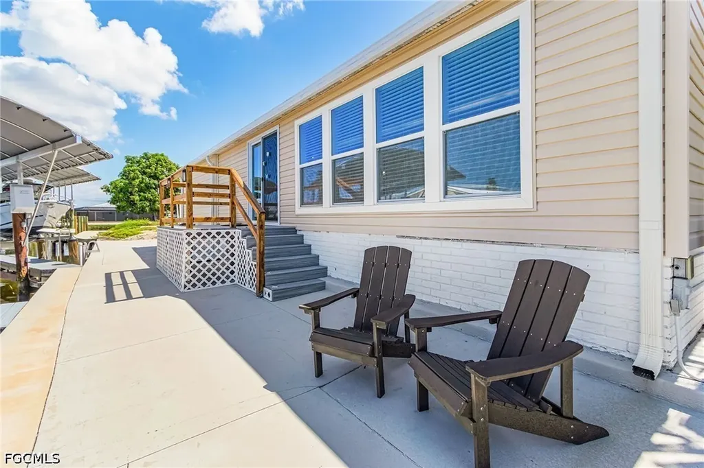 3121 Binnacle Lane St. James City FL 33956