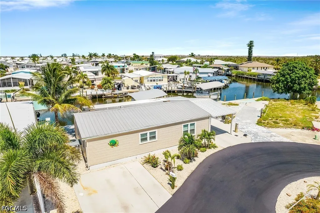 3121 Binnacle Lane St. James City FL 33956