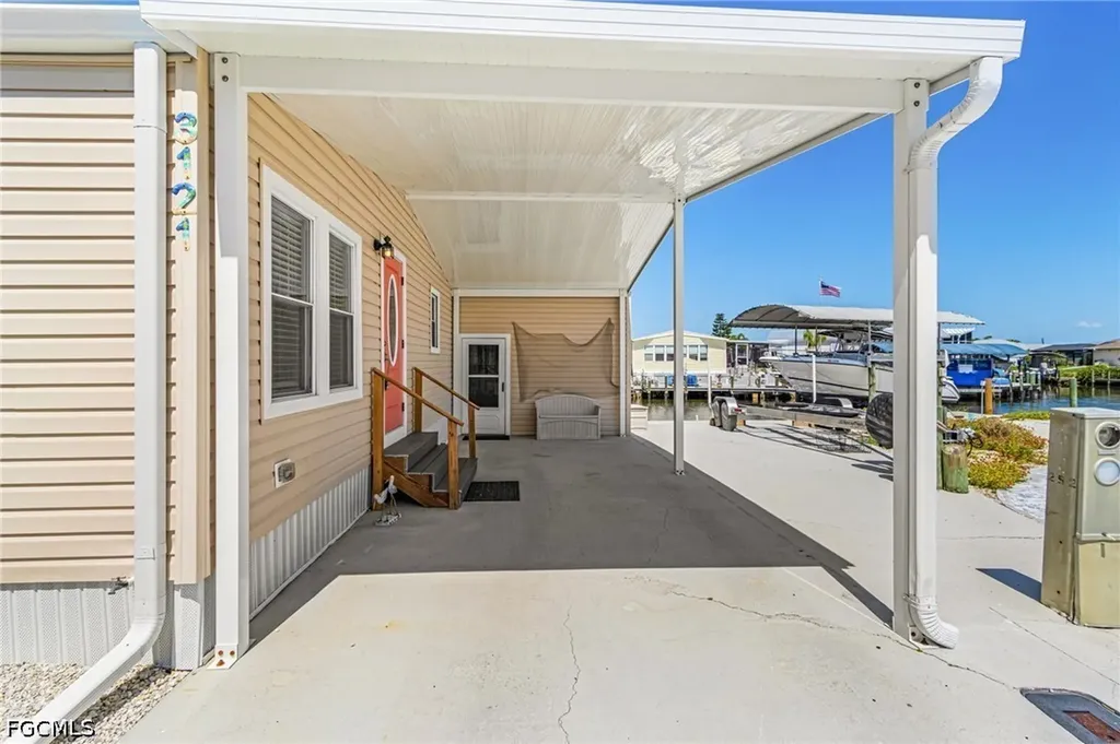 3121 Binnacle Lane St. James City FL 33956
