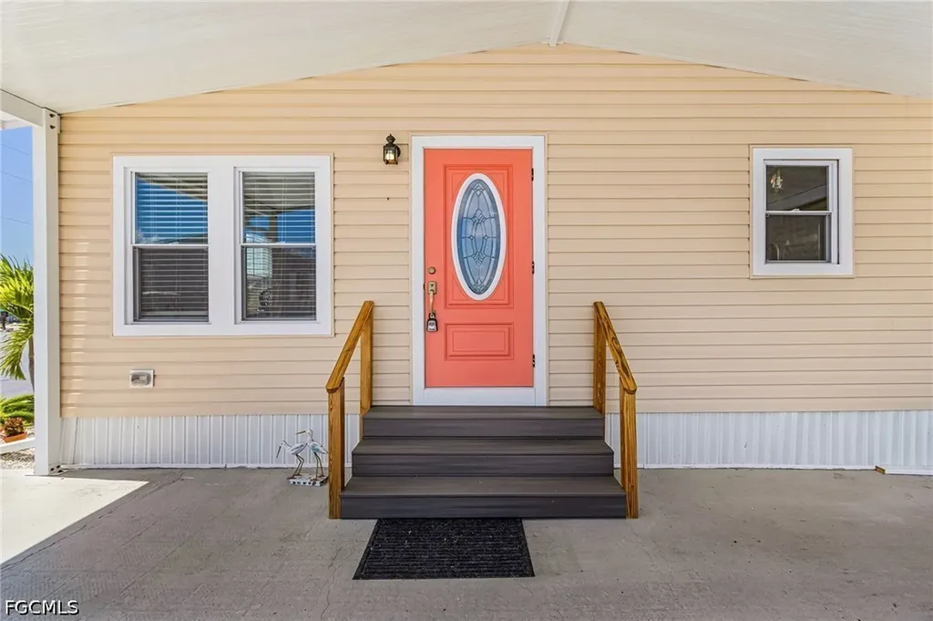 3121 Binnacle Lane St. James City FL 33956