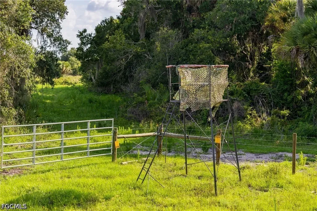 21405 Dooley Grade Road Clewiston FL 33440