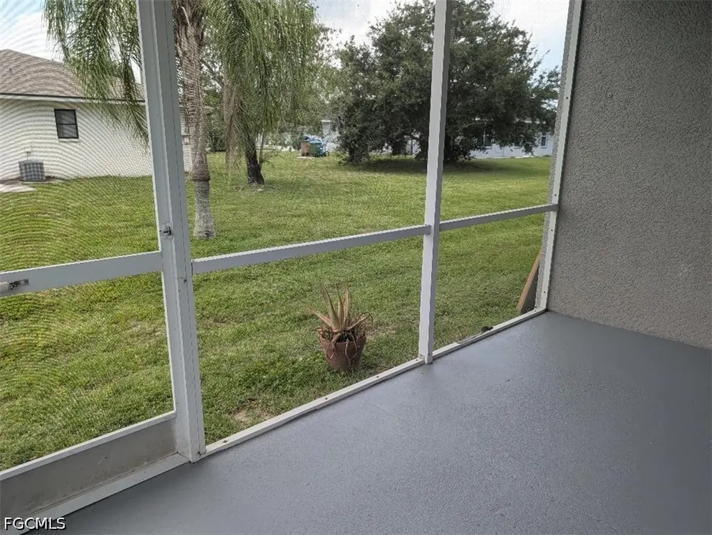 2933 Santa Barbara Boulevard Cape Coral FL 33914