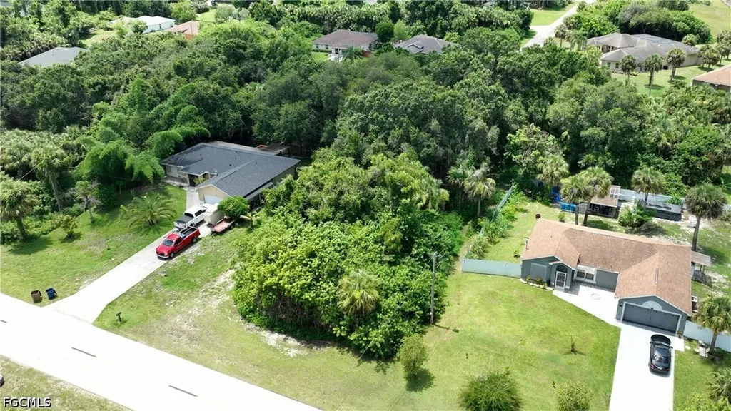 856 Sentinela Boulevard Lehigh Acres FL 33974