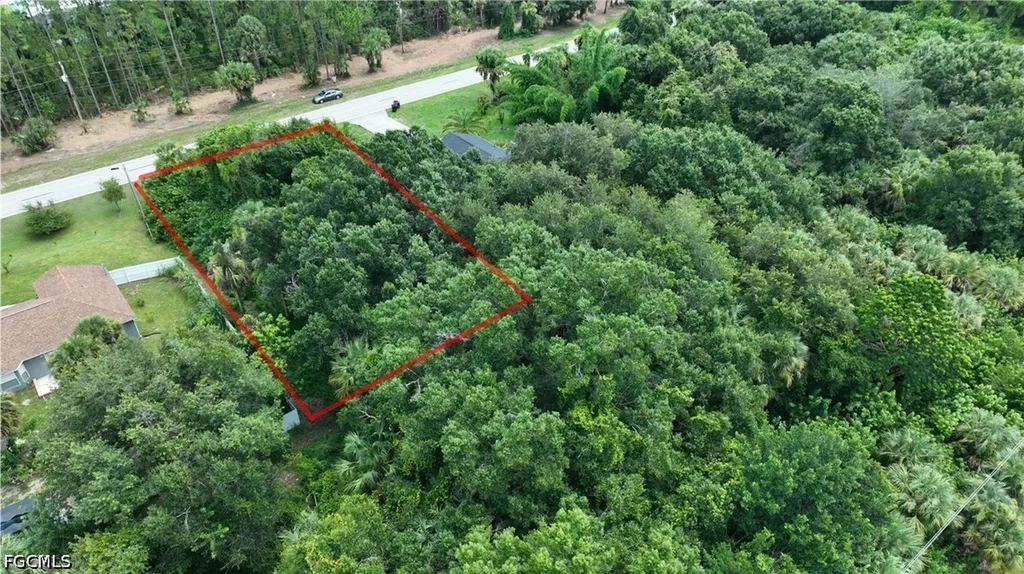 856 Sentinela Boulevard Lehigh Acres FL 33974