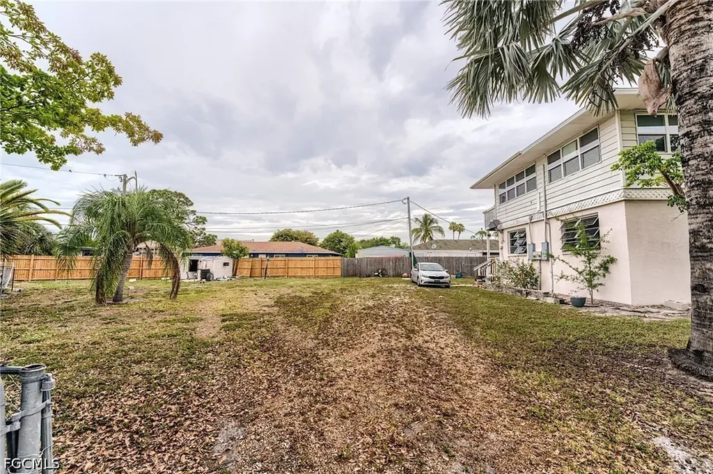 16910 -16912 Juanita Avenue Fort Myers FL 33908